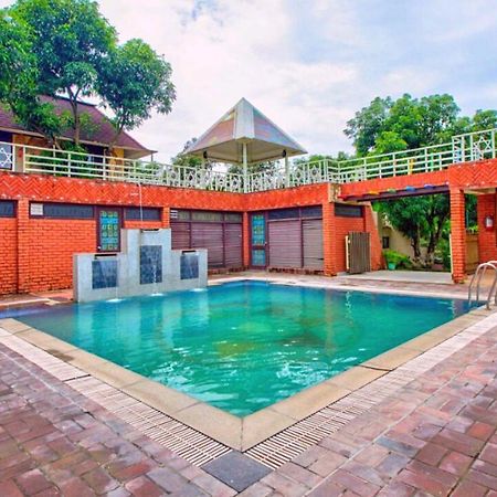 Pyramid Home Divine - A Wellness Resort デヘラードゥーン エクステリア 写真
